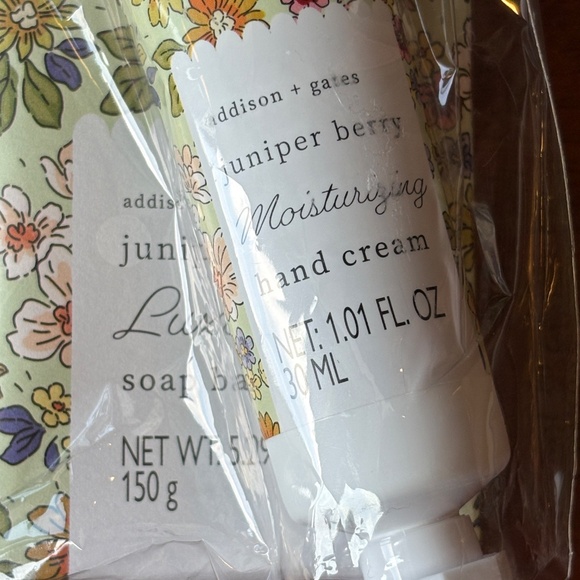 Bundle - Juniper Berry Scented Soap, Moisturizing Hand Cream and More - Picture 2 of 7